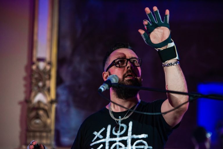 Dyskinetic a.k.a Kris Halpin at Draper's Hall, Coventry [Phil Drury]